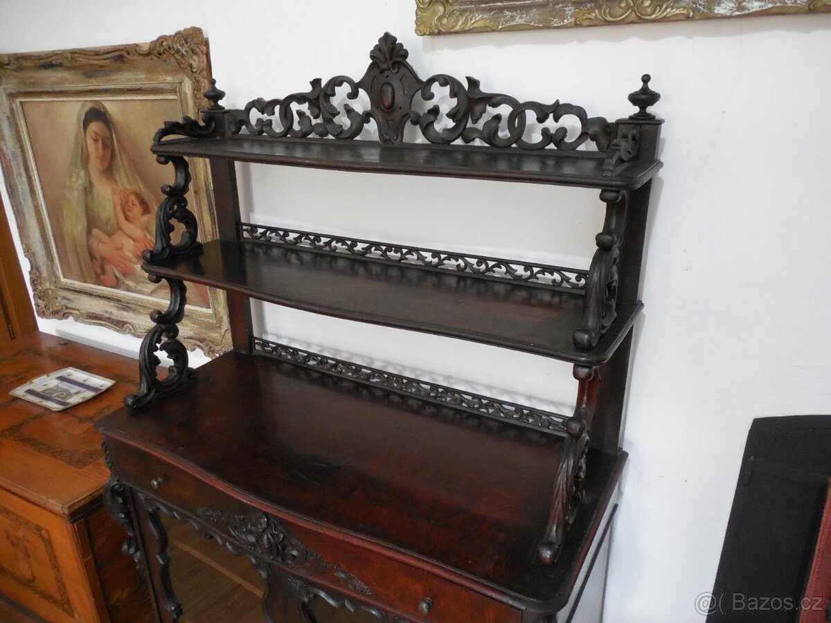 Vitrína skleník etažér - 3