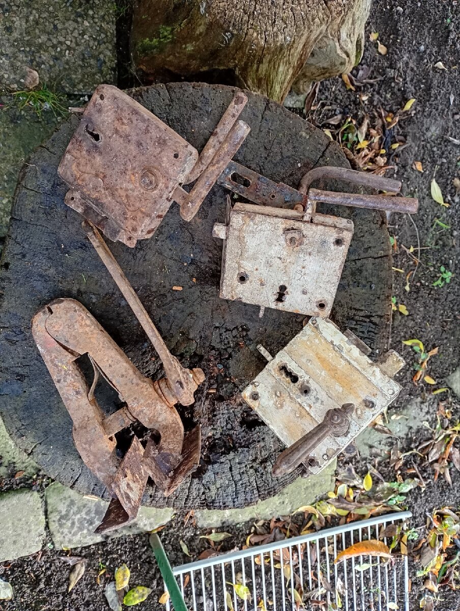 Různé Staré Zámky - 3