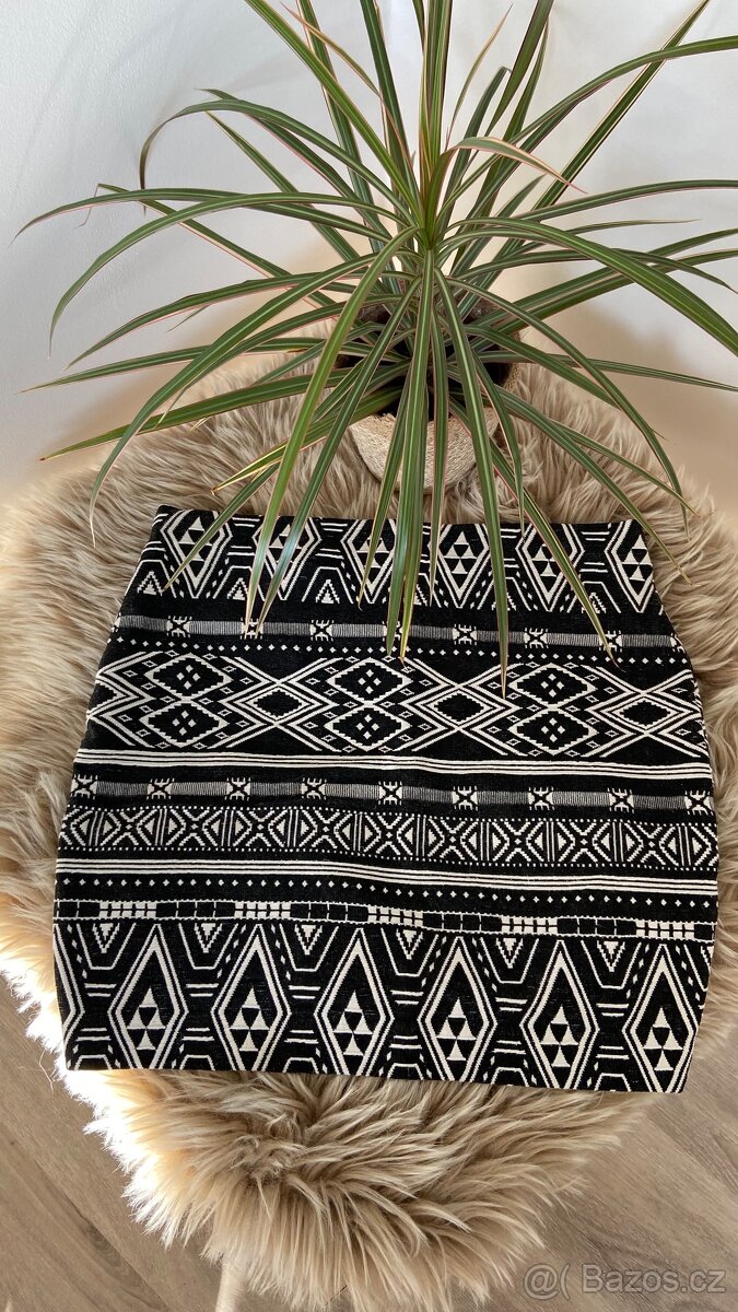 Dámská vzorovaná teplejší sukně H&M vel.S/M - 3