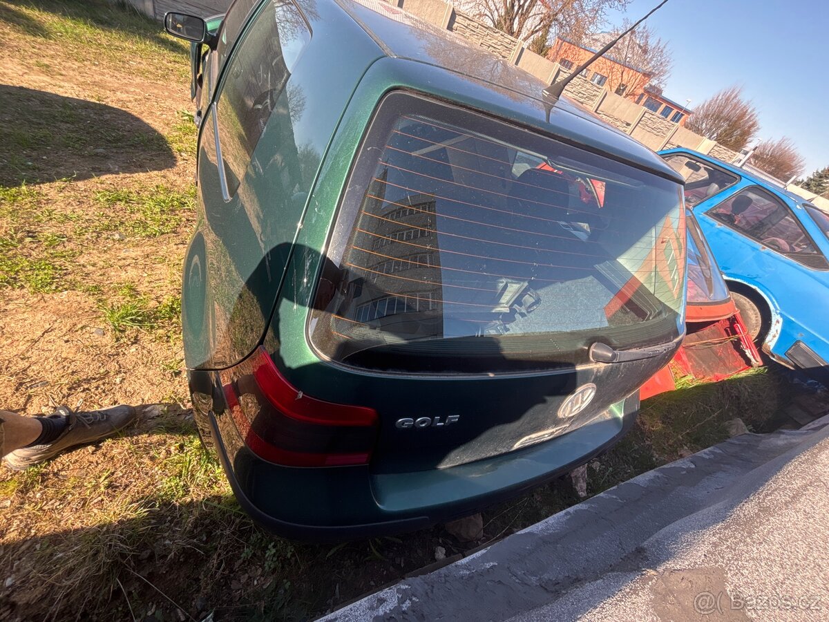 Volkswagen Golf 4 - 3