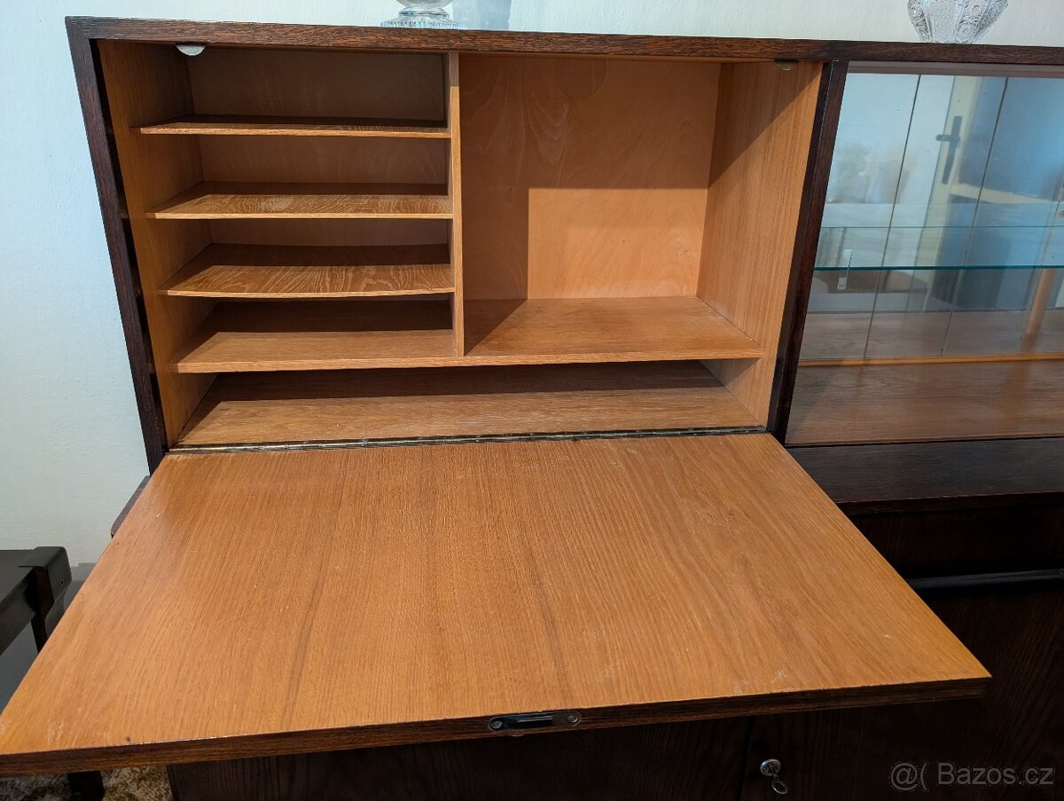 Sekretář, skříň, vitrýna Halabala - 3
