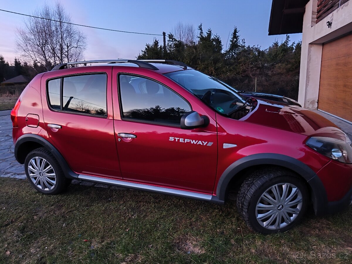 DACIA SANDERO STEPWAY 1,6 kw - 3