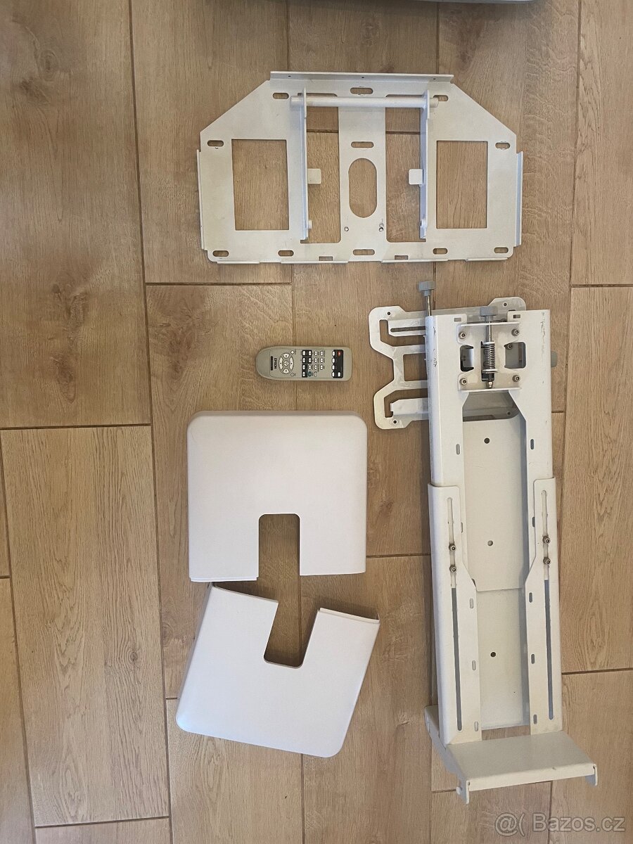 Projektor Epson - 3