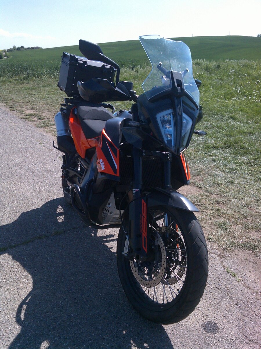 KTM 890 Adventure