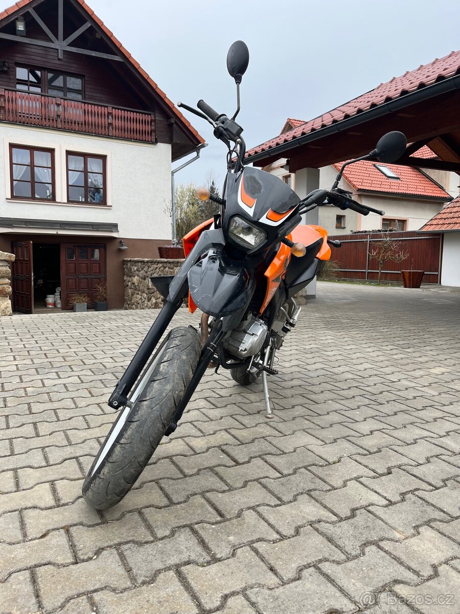 Yamaha XT 125X