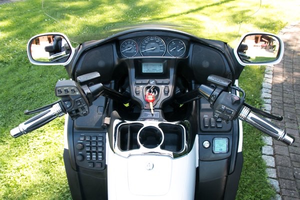 Na Dovoz Honda GL 1800 - 3