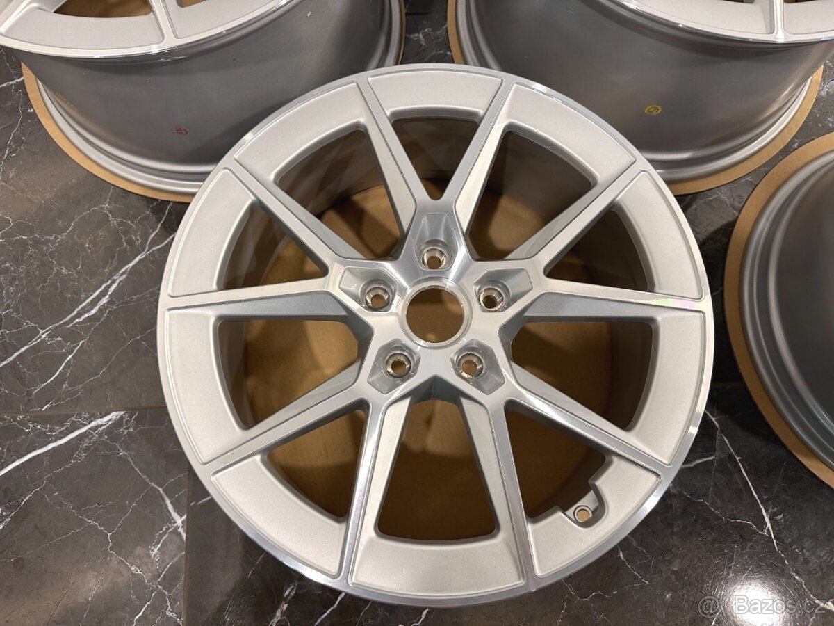 Porsche 992 II Facelift r20/21 Carrera S C2 C4 GT - 3