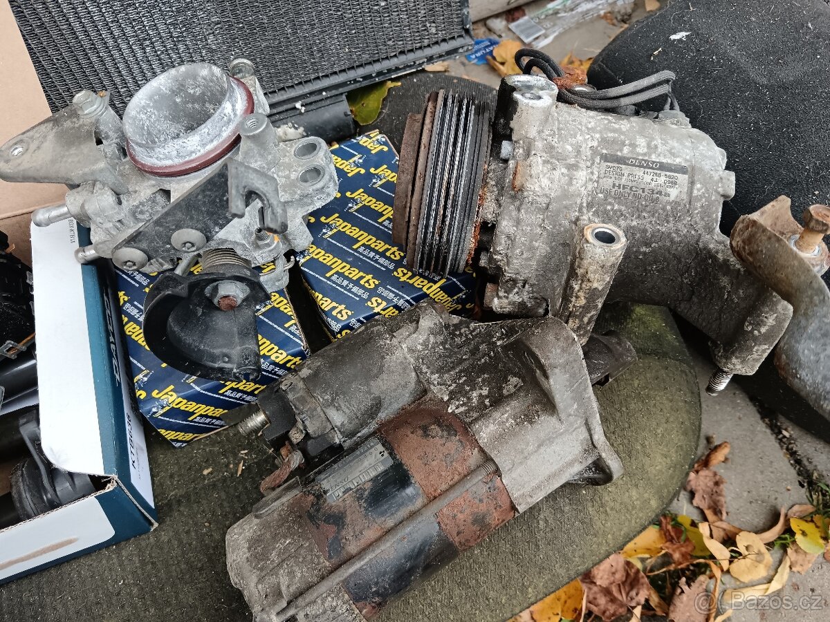 Daihatsu Sirion - Subaru Justy. Original radio+ antena - 3