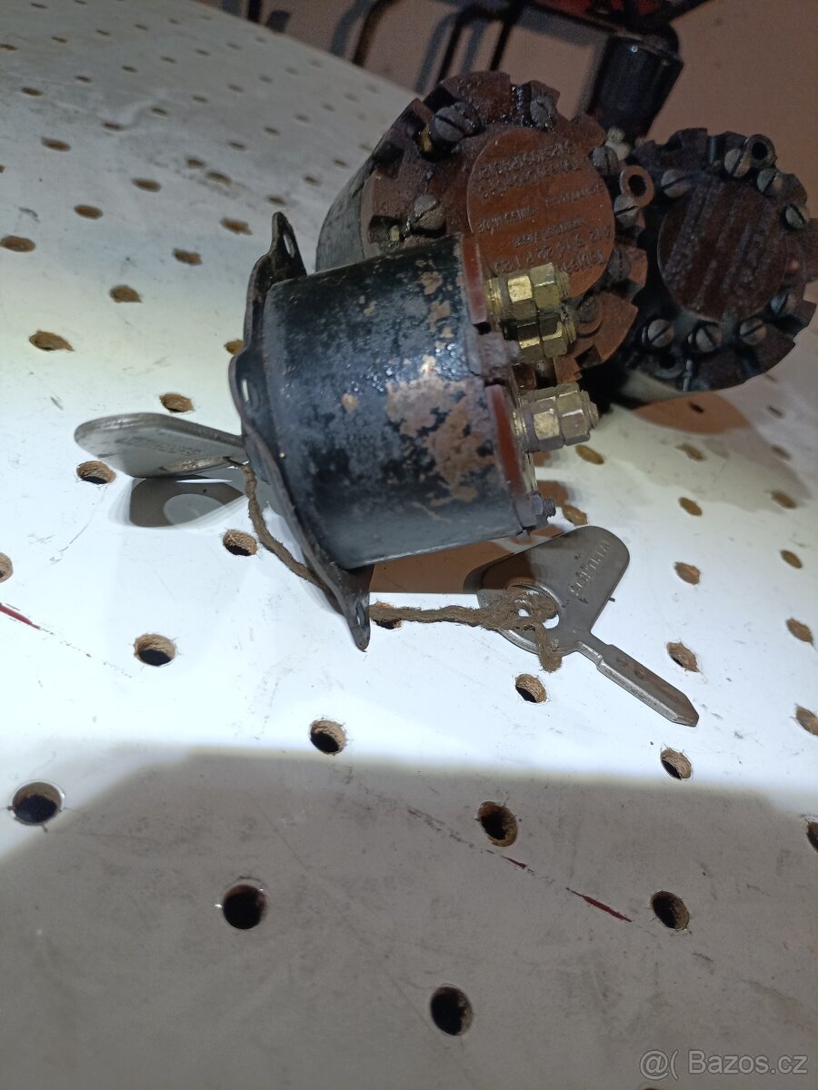 Škoda popelník - 3