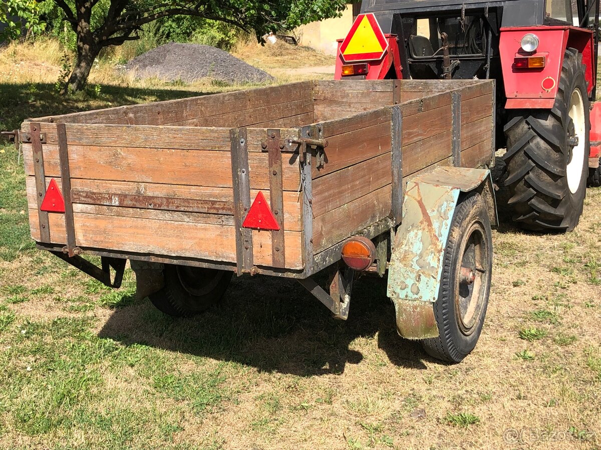 Dvoukolový vlek za traktor - 3