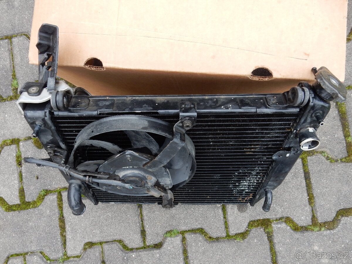 Yamaha r1 yzf chladič - 3