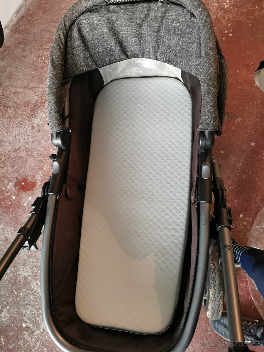 Kočárek tfk mono combi, šedá UV - 3