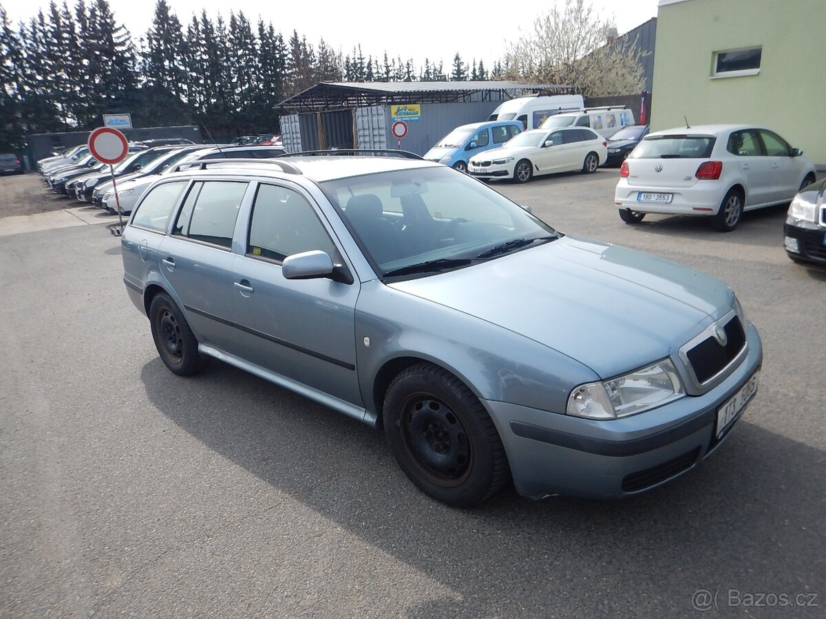 ŠKODA Octavia 1.6i - 3