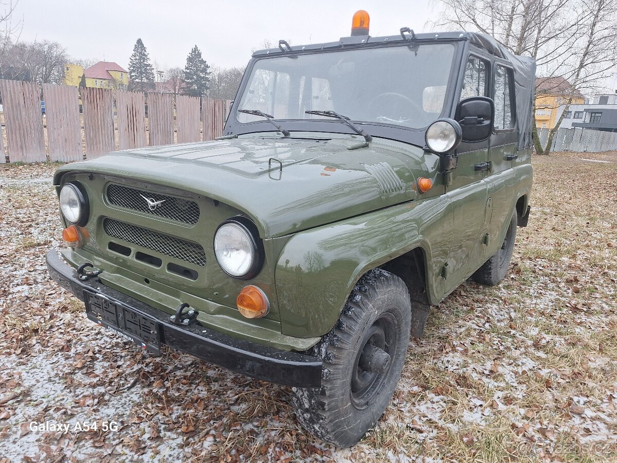 UAZ 469 BI - 3