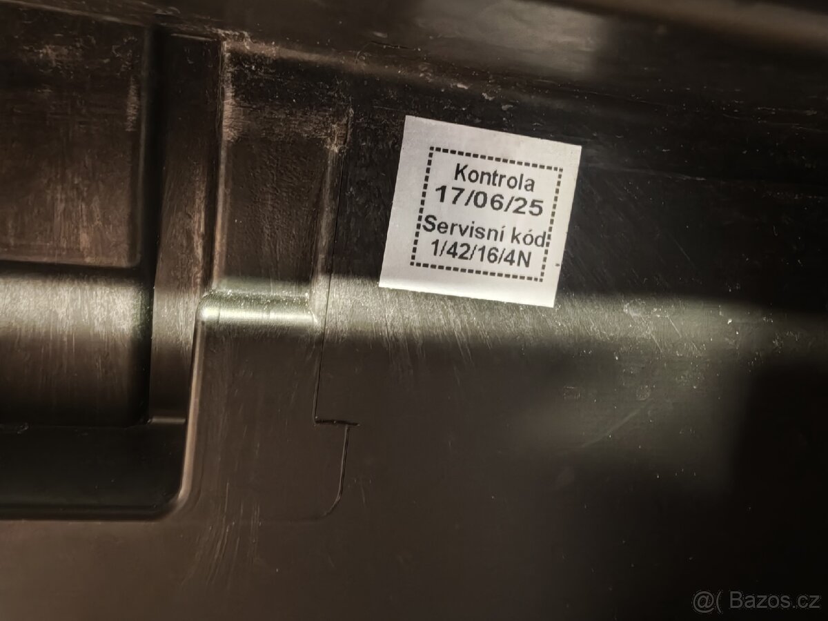 DeLonghi Magnifica ESAM 3000 - 3