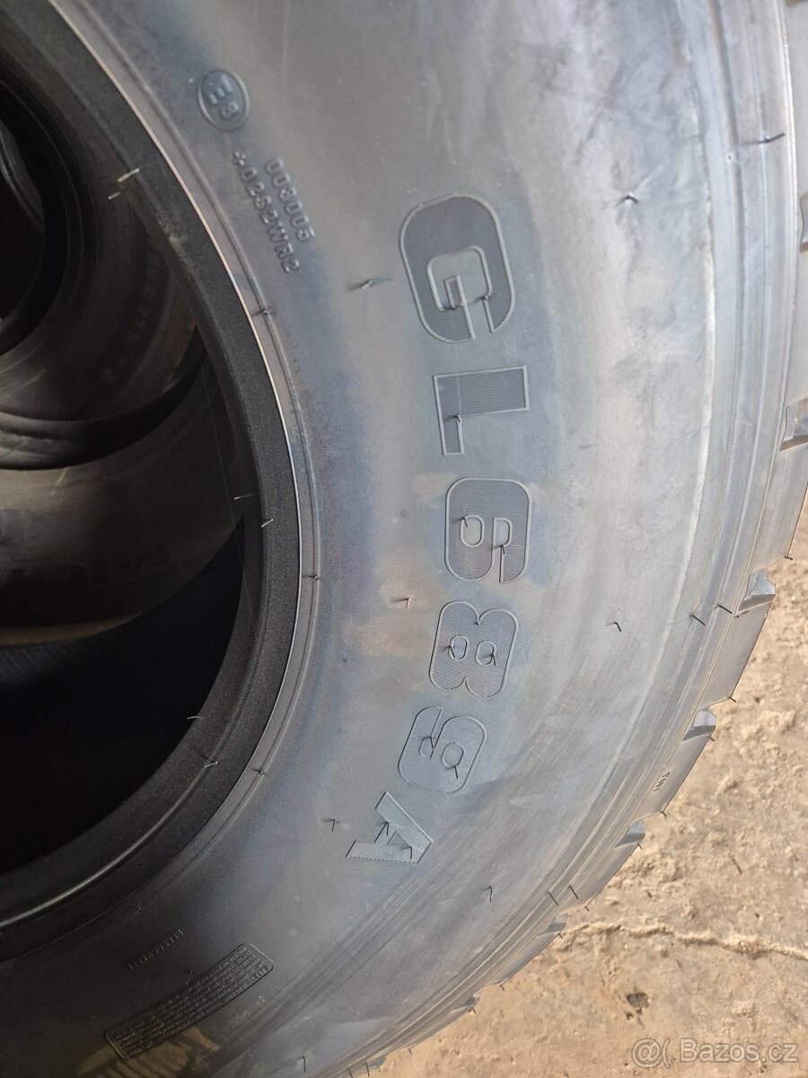 Pneu 445/65 r22.5 advance - 3