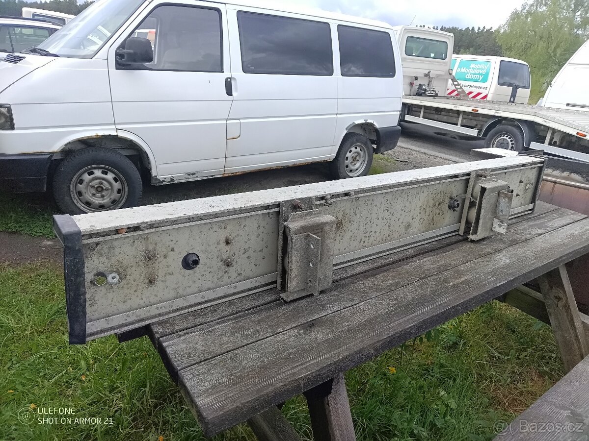 Zadní nárazník Iveco Daily - 3
