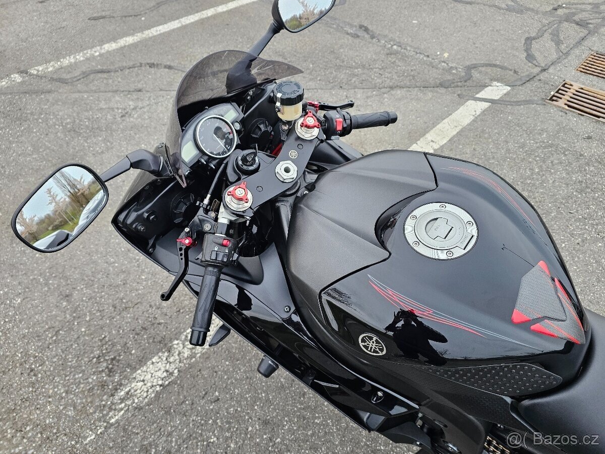 Yamaha R6 2006 - 3