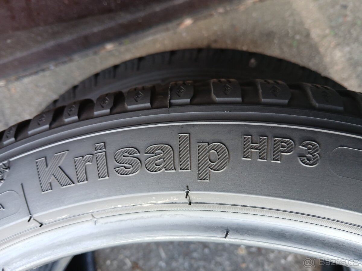 zimní pneu 235/40/18 - 3