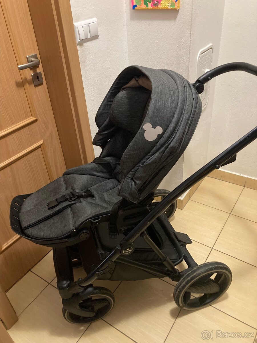 Kočárek Invictus 2v1 - 3