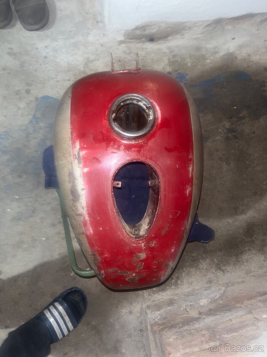Jawa Čz 250/353 nádrž - 3