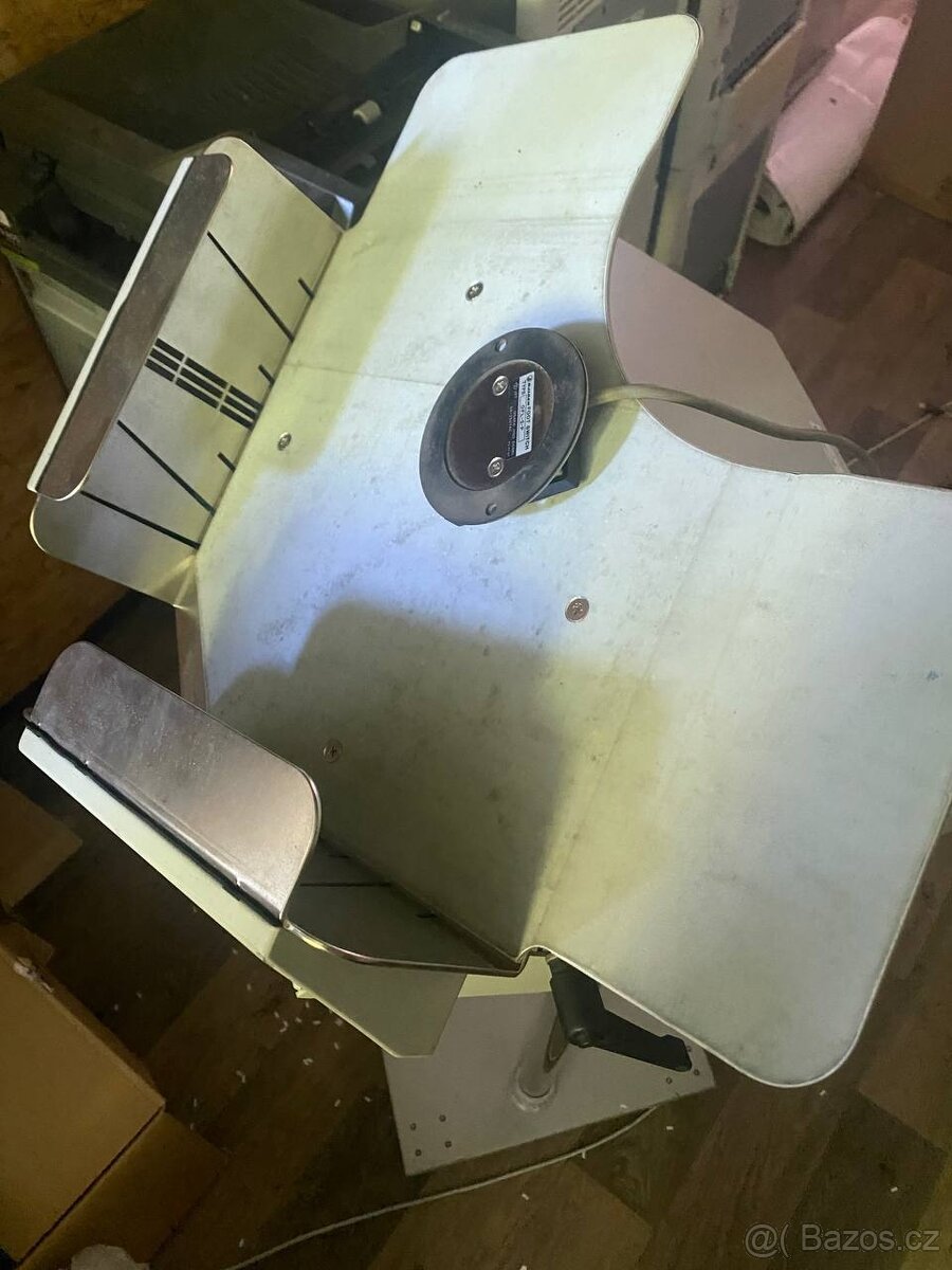 UCHIDA AJ-700 = Unikátní vzduchová fréza AJ-700 - 3