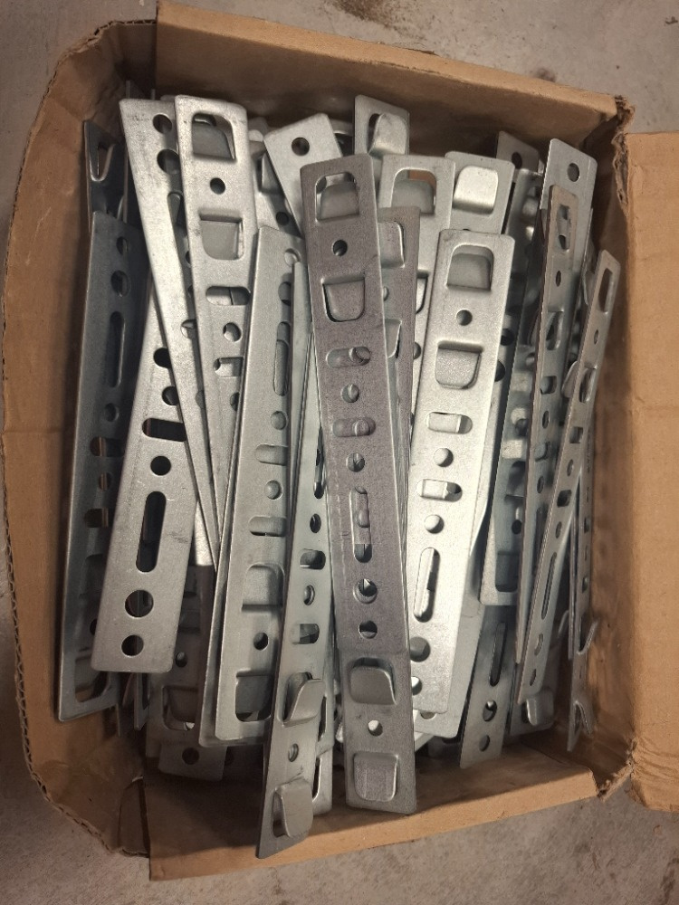 Prodám parotěsné pásky pro montáž oken včetně kotev - 3