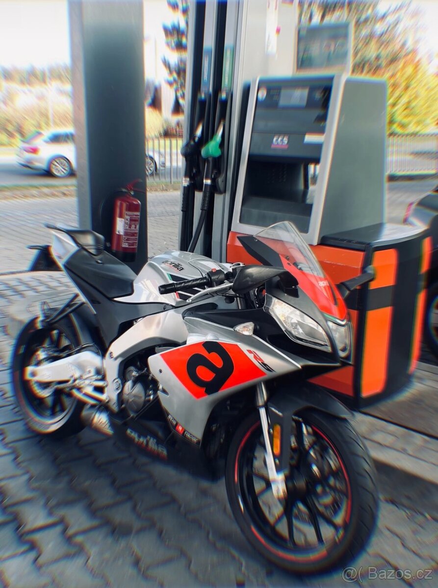 Aprilia rs4 2017 - 3