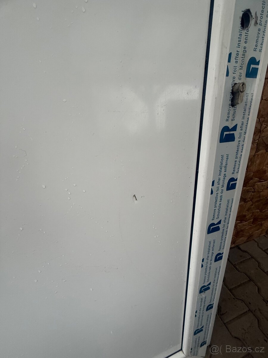 Plastové dveře levé 88x 198 cm - 3