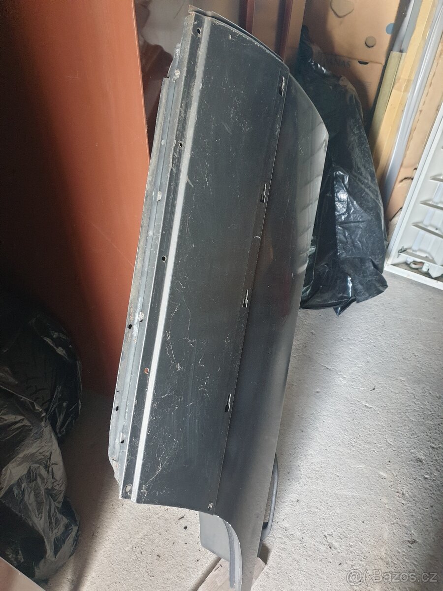 Mercedes w201 lz dveře s okny,zadní vyhřívané okno 1800kč - 3