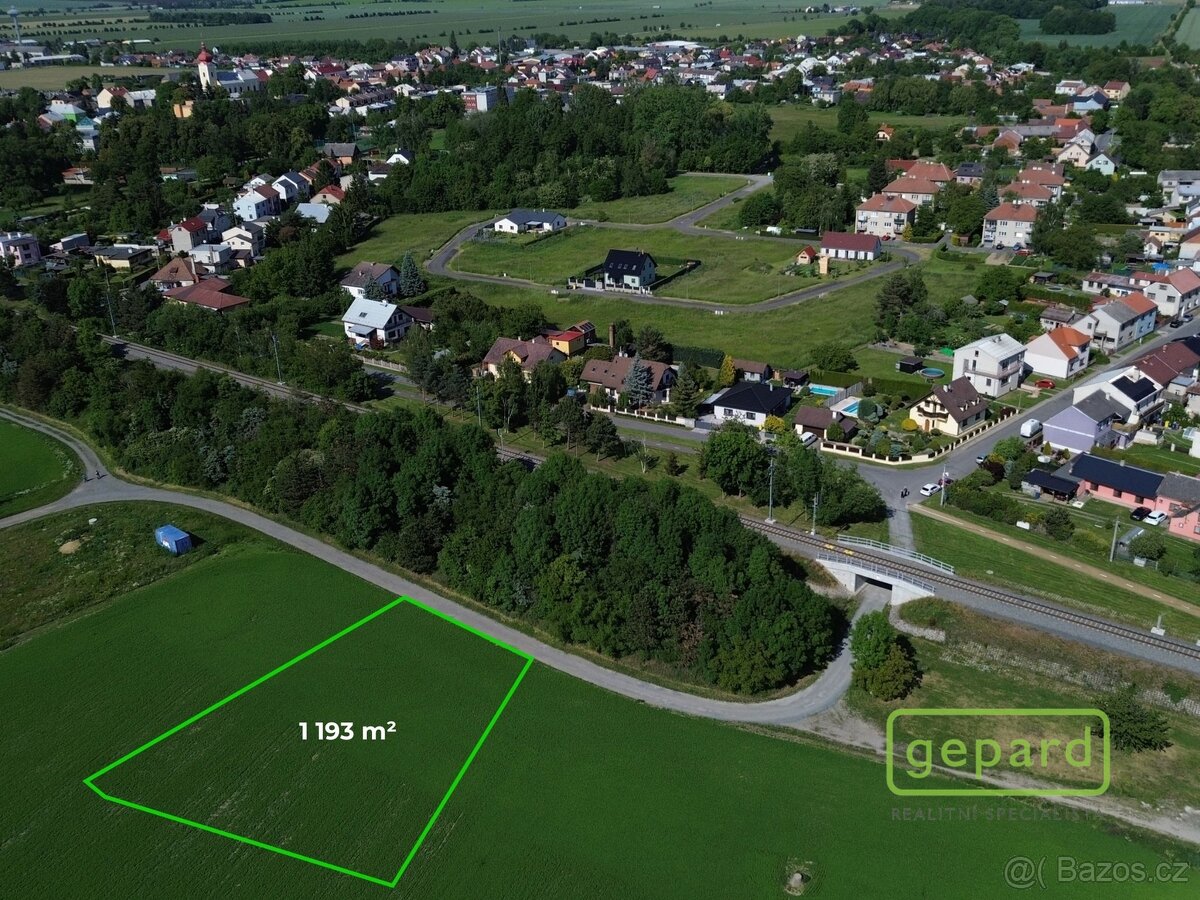 Pozemek budoucí stavební parcela 1193 m² - 3