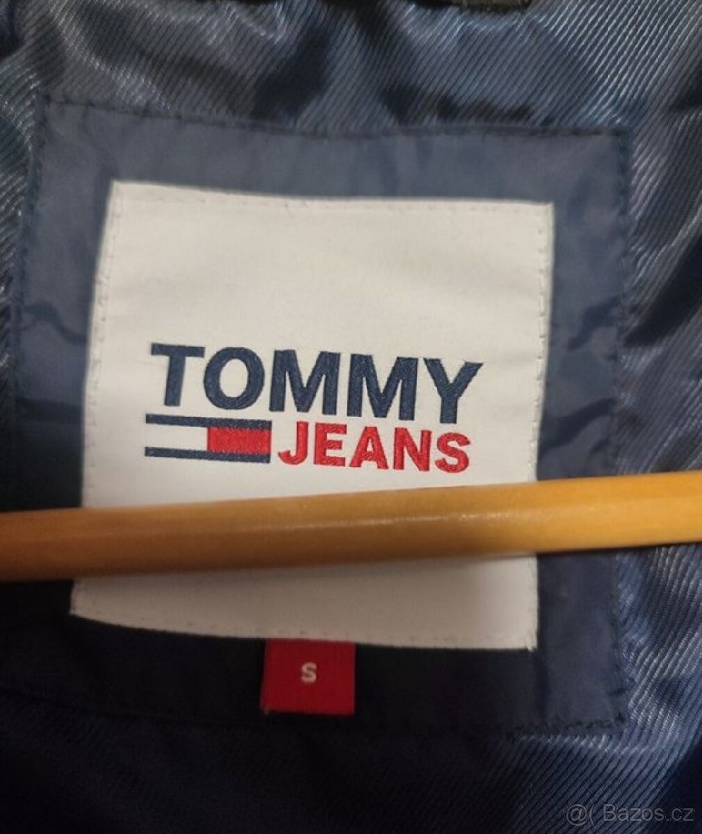 Zimní bunda Tommy Jeans - 3