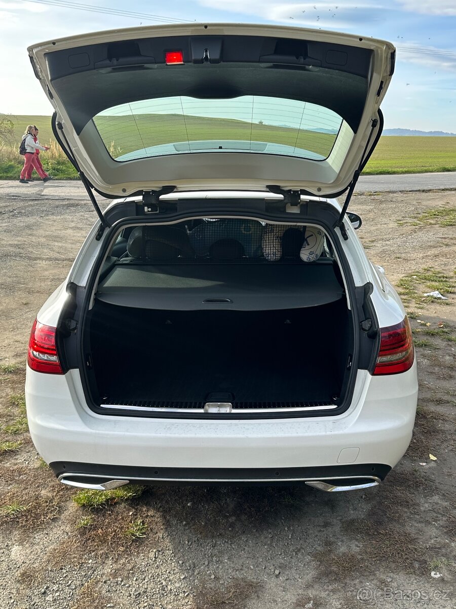 Mercedes-Benz C 220d 4MATIC Kombi, 2019, po servisu, DPH - 3