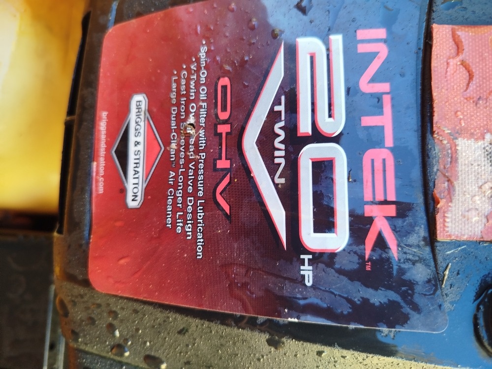 Koupím motor Briggs Stratton 20 HP (na rider Stiga) - 3