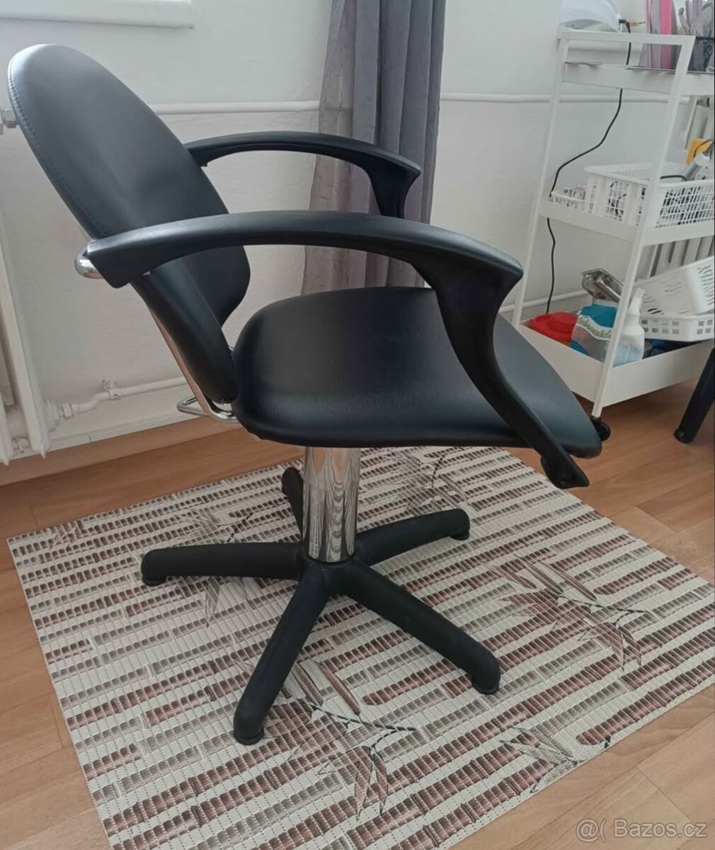 Kadeřnické křeslo - 3