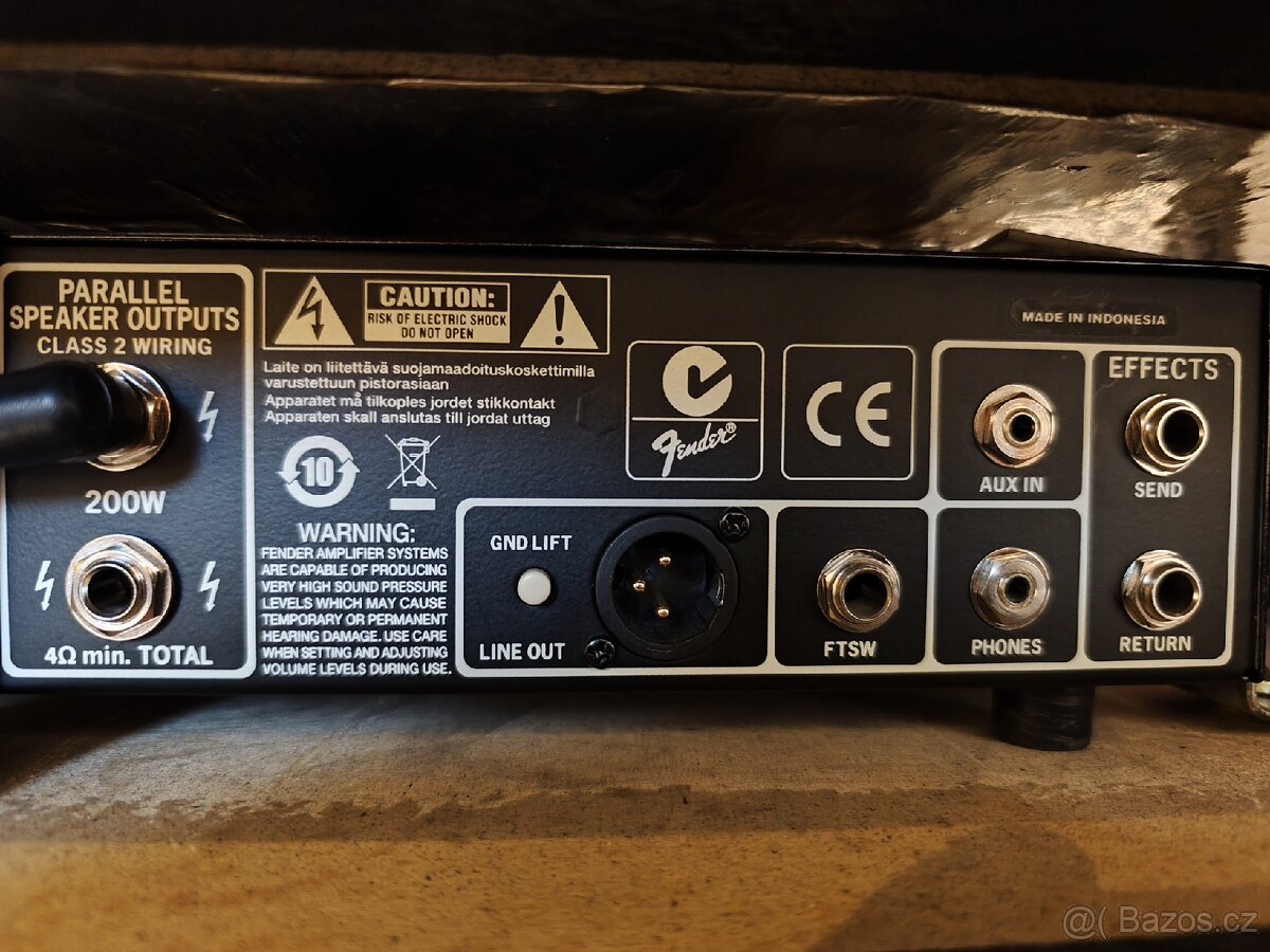 Prodám basové kombo FENDER RUMBLE 200W - 3