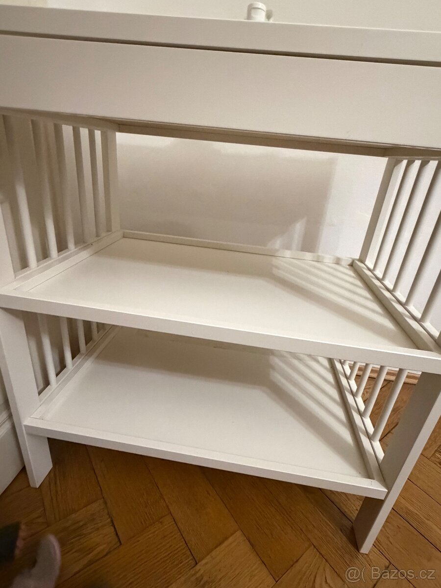 Přebalovací pult IKEA - 3