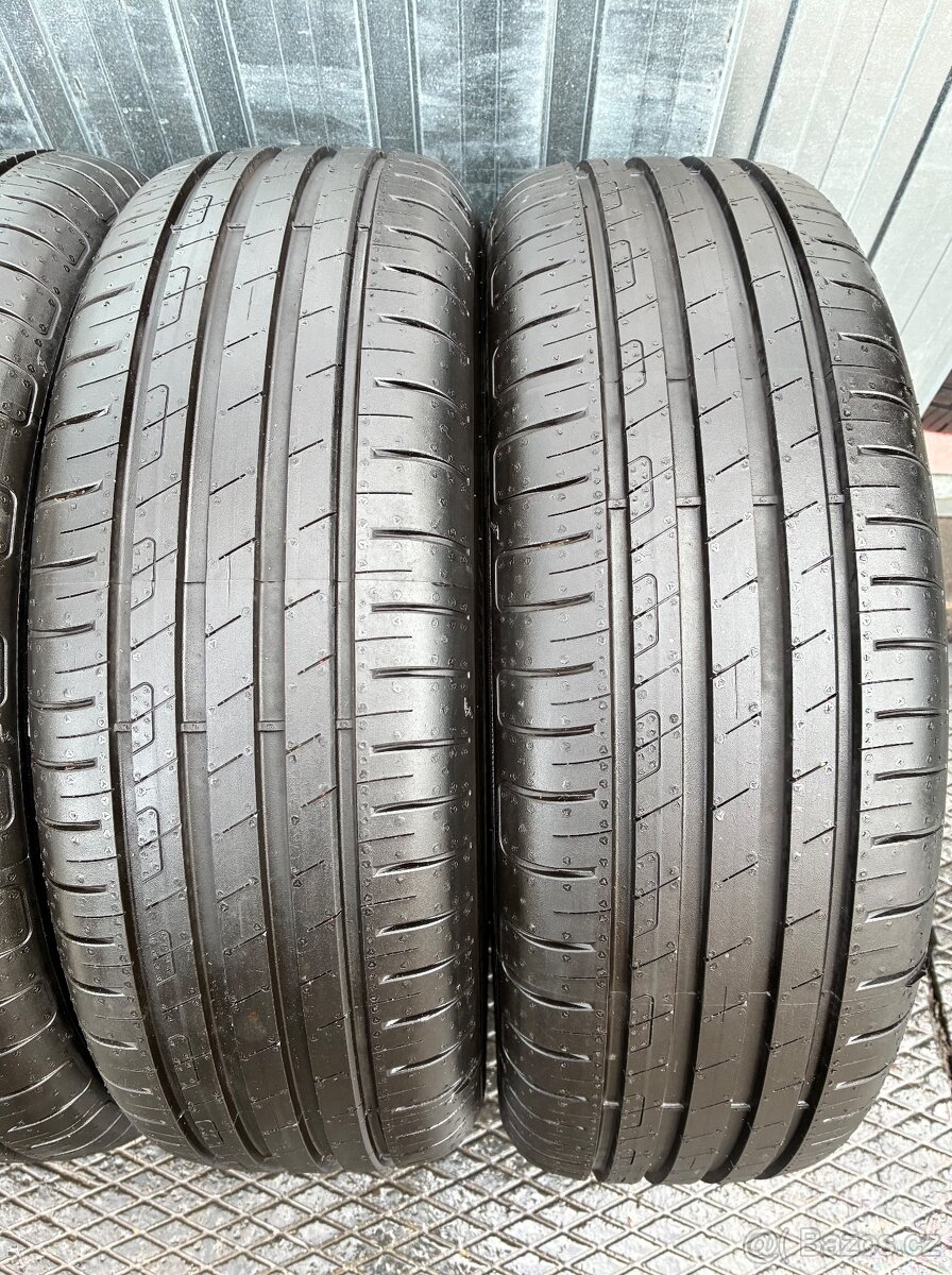 Goodyaer 205/60/16 letní - 3