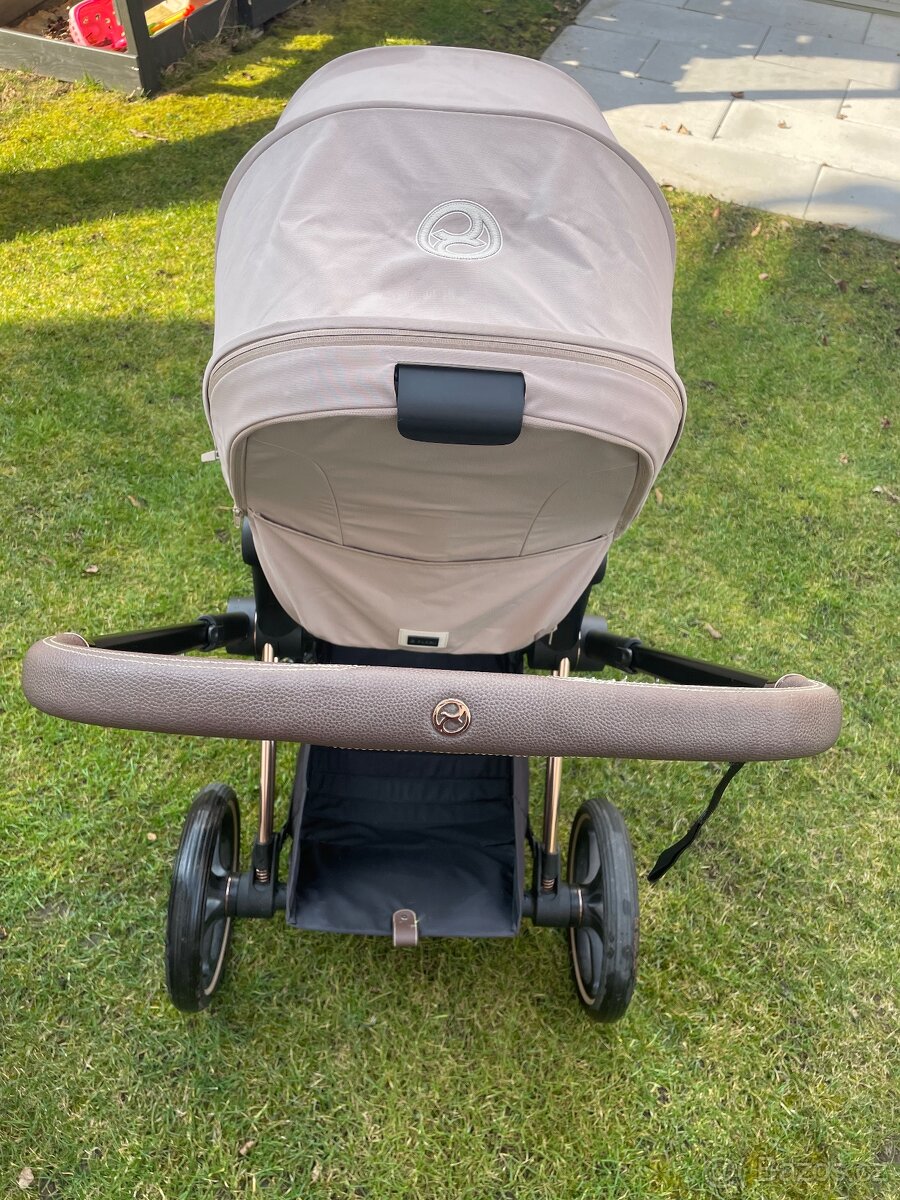 Cybex Priam - 3