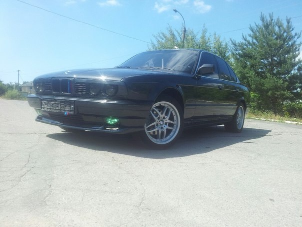 Řasy na světlometech BMW E34 - 3