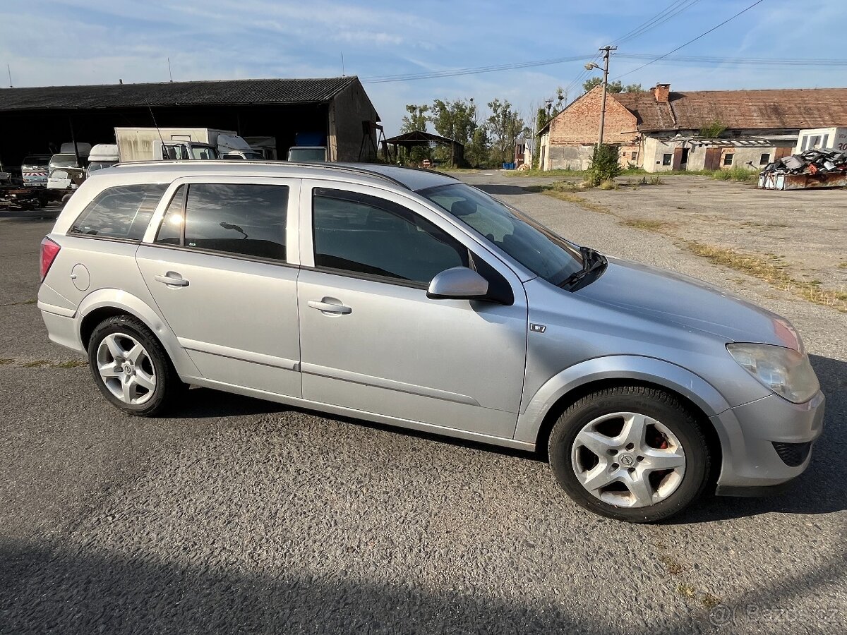 Opel Astra 2.0TD - 3