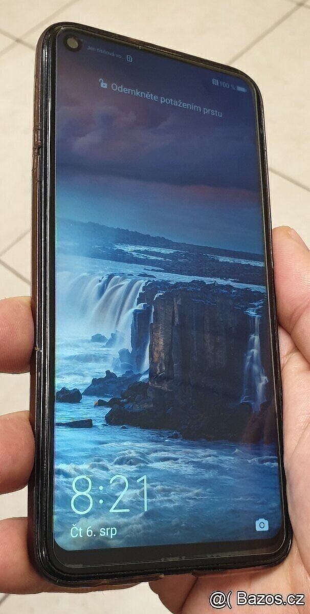HONOR 20 4G 6GB/128GB + 4ОО GB SDXC + EXTRA BALENÍ - 3