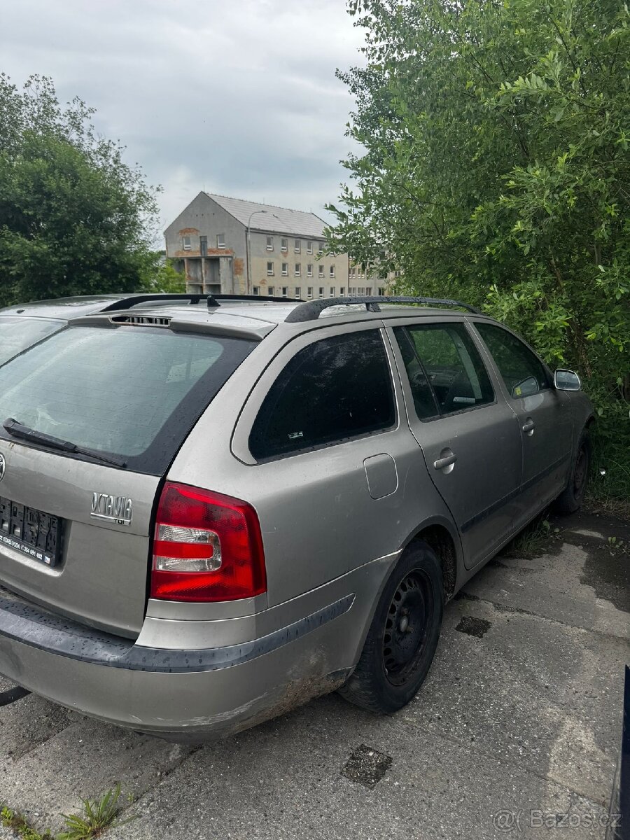 Škoda Octavia 2 1.9tdi - 3