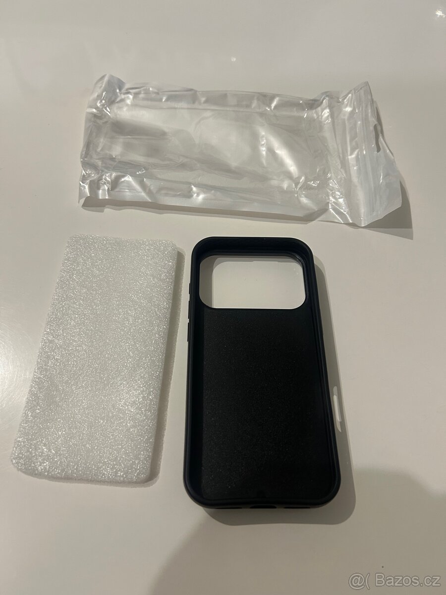 Designovy kryt pro Iphone 17 pro - 3
