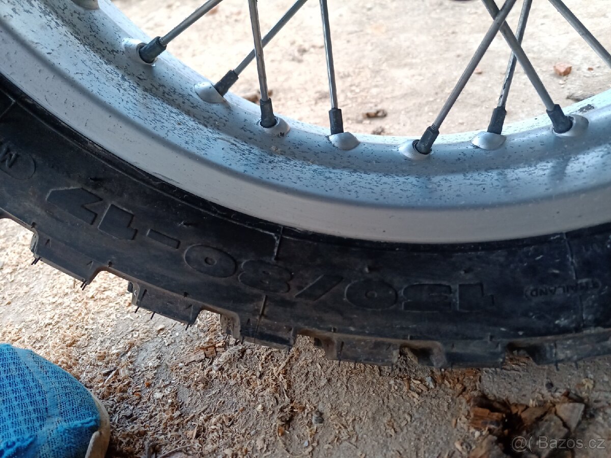 Pneu Michelin Anakee 130/80/17 - 3