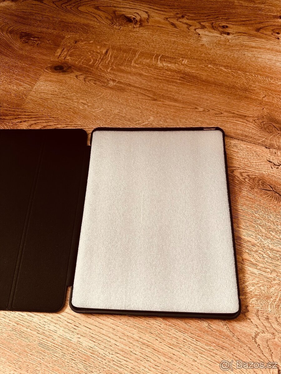 Nepoužité pouzdro na iPad Pro 12.9” - 3
