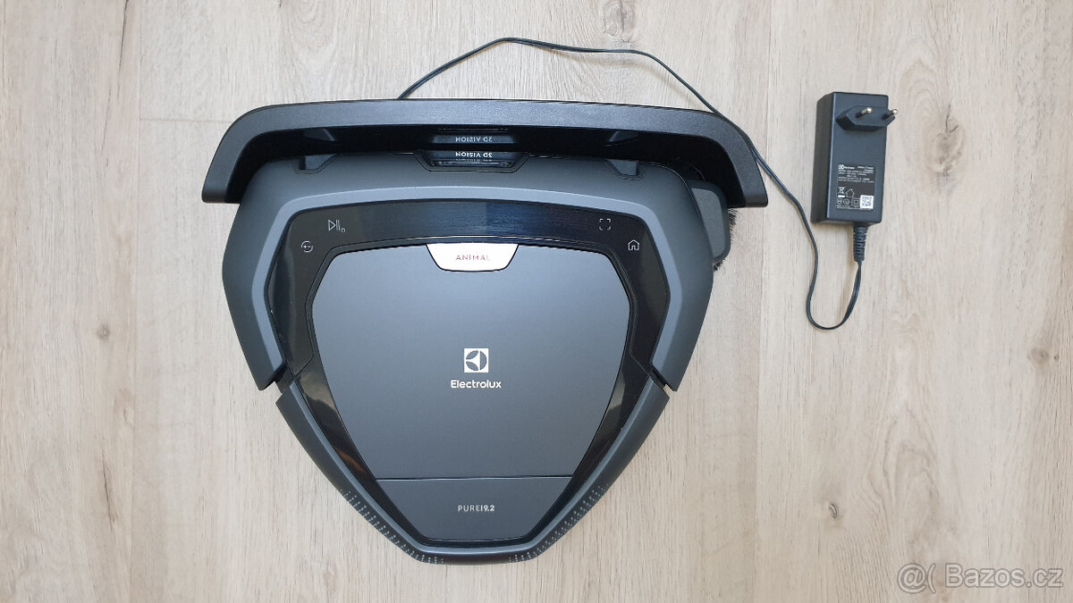 Robotický vysavač Electrolux Pure I9.2 - 3