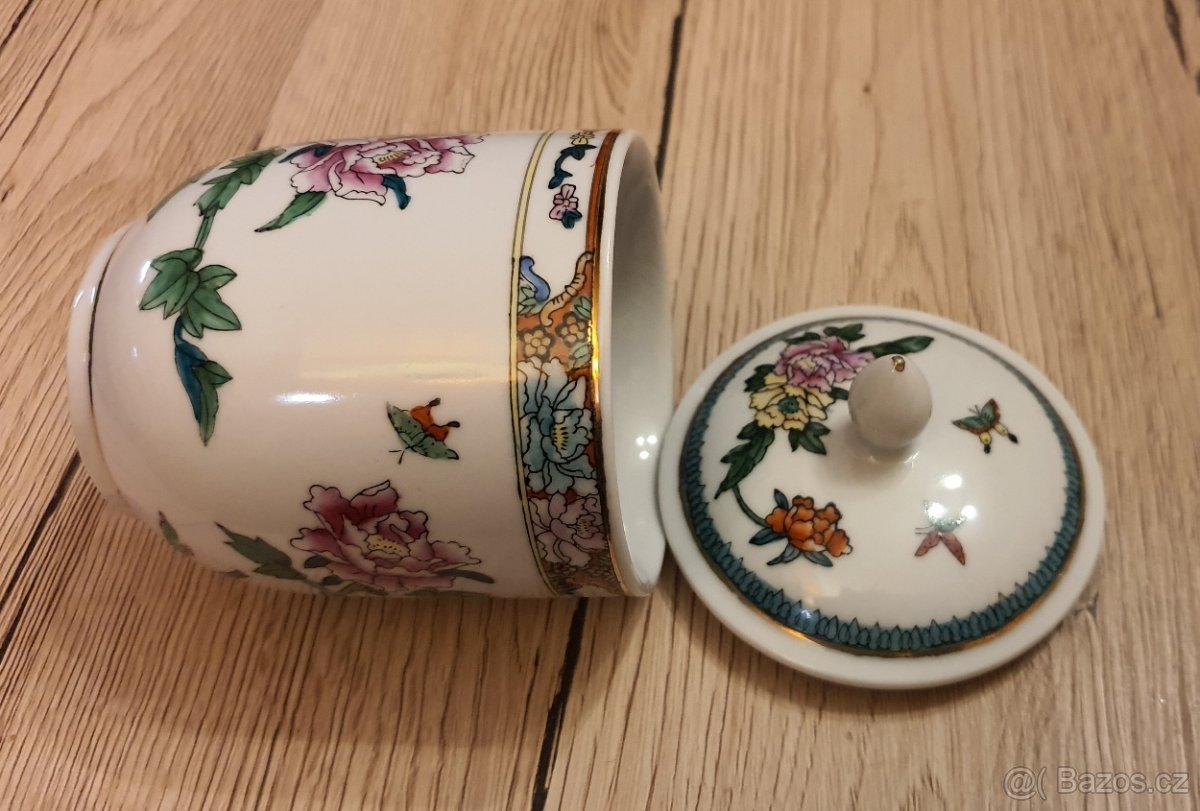 Čínský hrníček porcelán bílý zdobený - 3