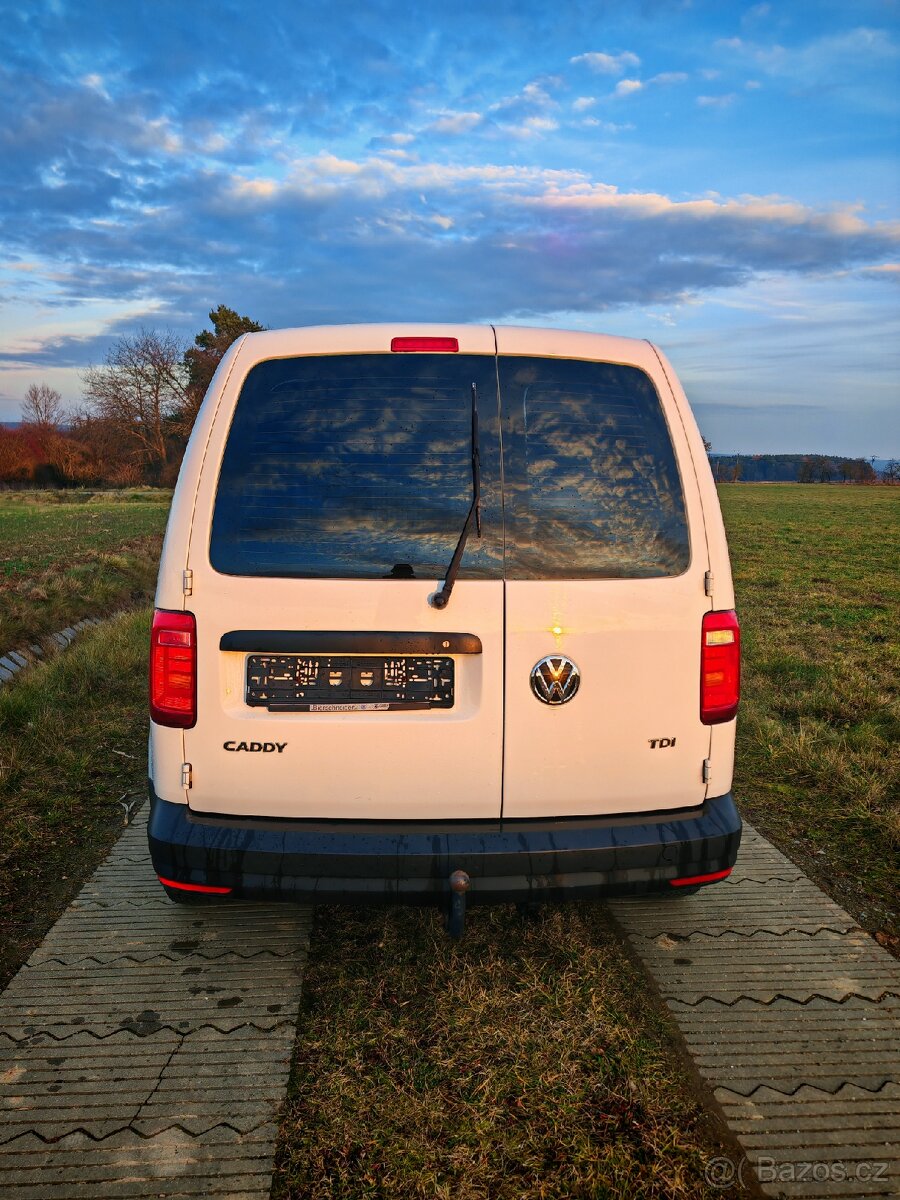 Vw Caddy 2.0 tdi, klima, tažné, dovoz. - 3