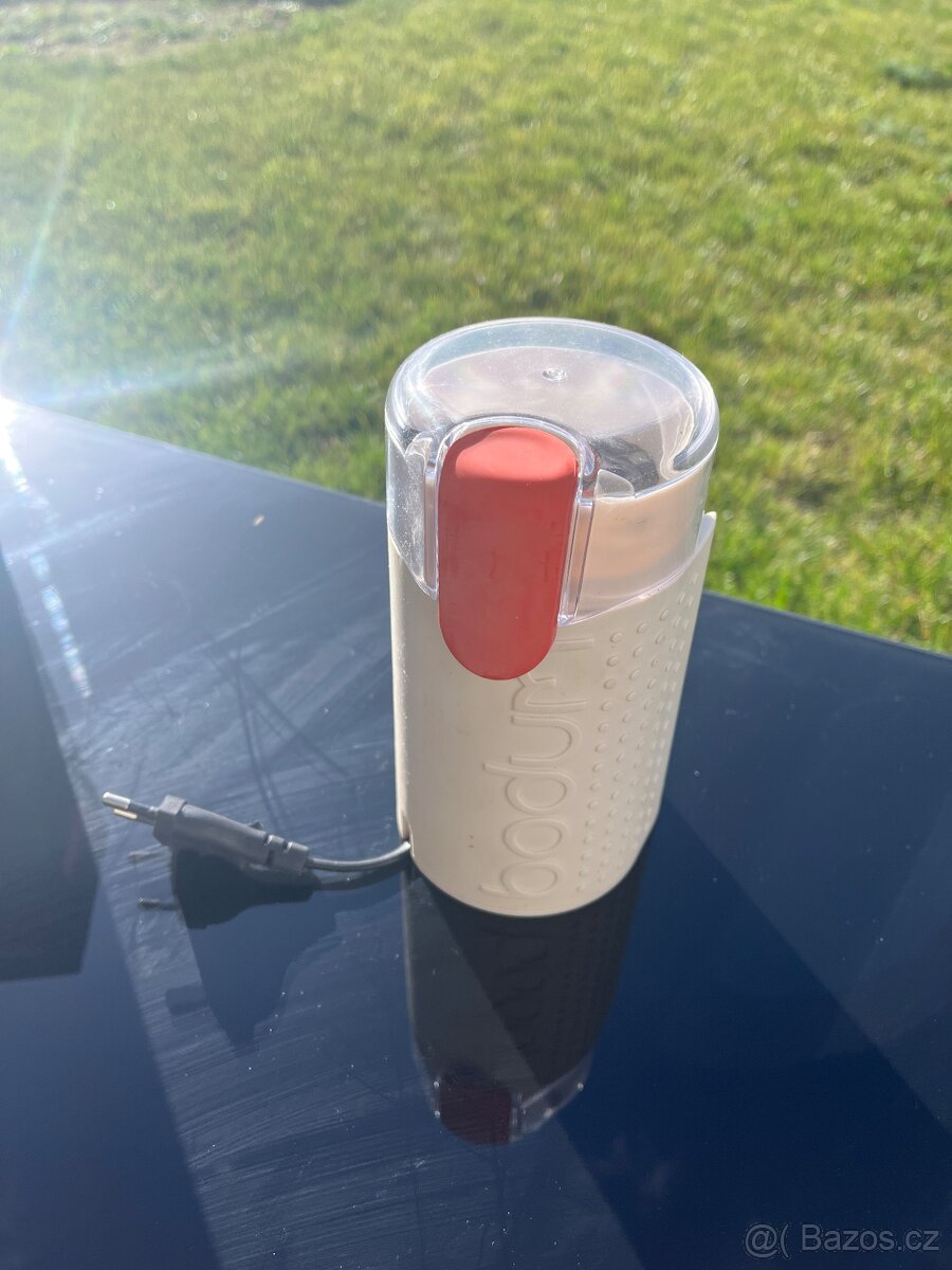 French press a mlýnek na kávu - 3